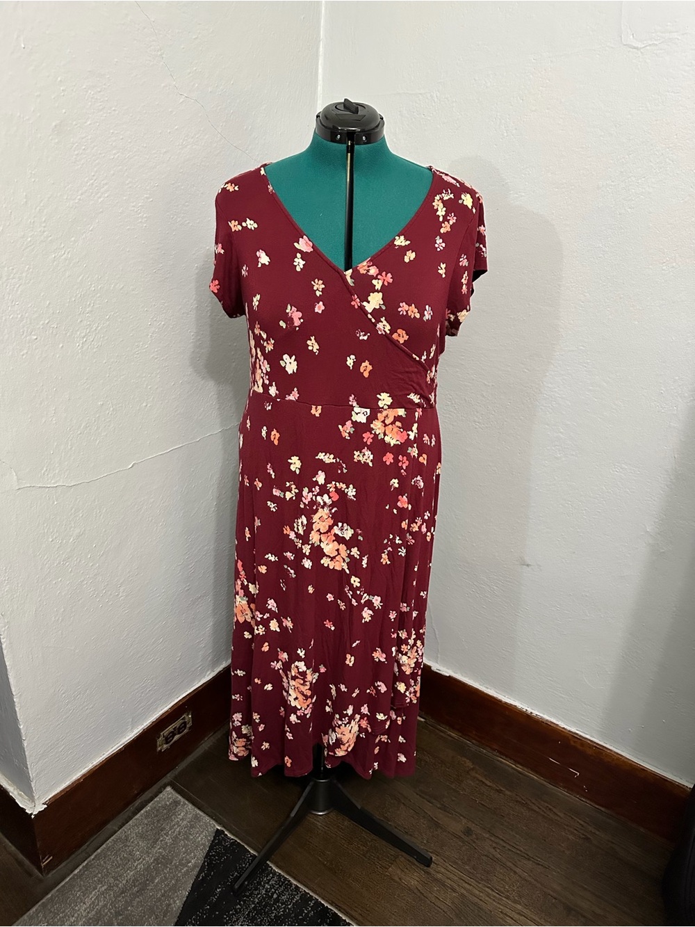 A:Glow Maternity Red Floral Dress